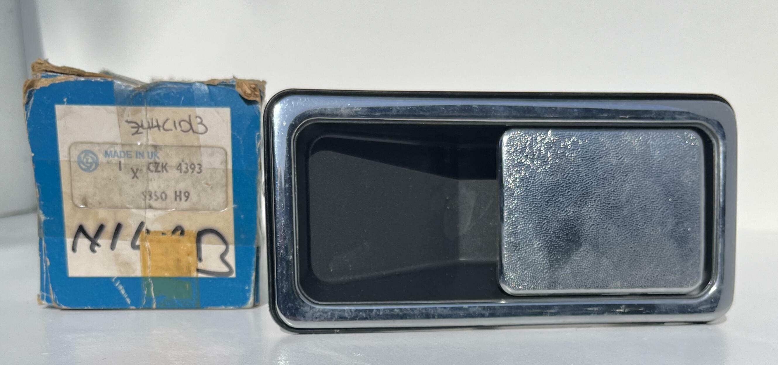 CZK4393